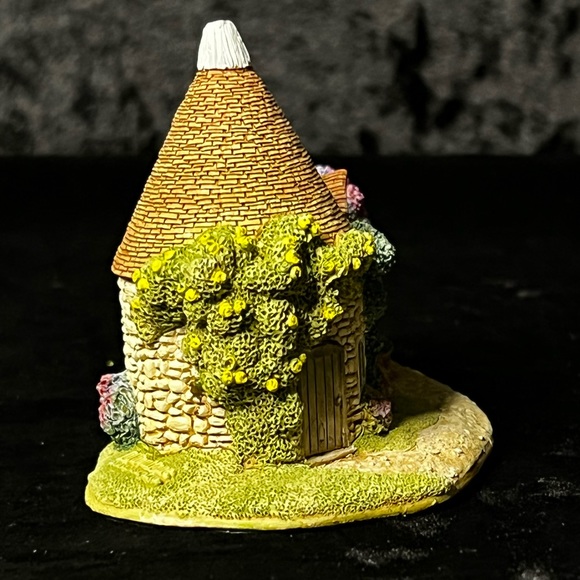 Lilliput Lane | The Hop Pickers | Club Symbol of Membership - Picture 15 of 16
